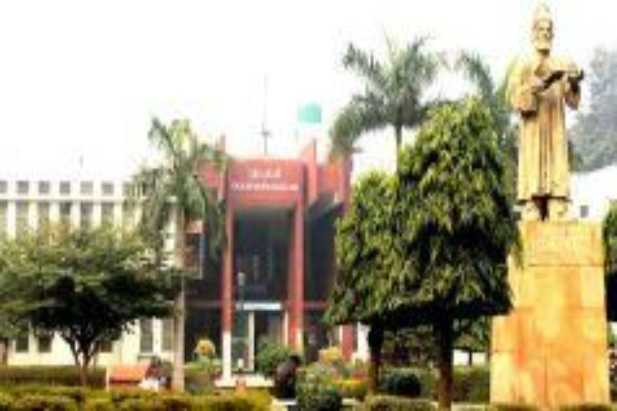 Jamia Millia Islamia constitutes committee for 4 year Honors course UGC Rules 2022