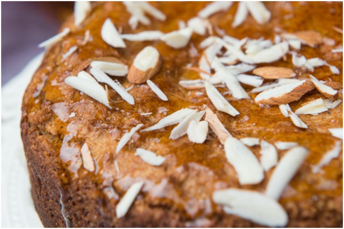Gluten Free Almond Cake