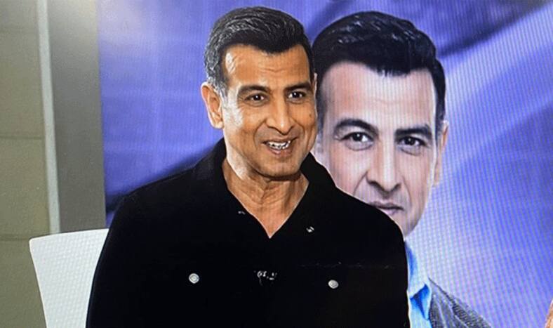 Ronit roy does not like to use social media much Swarn Ghar actor said papa kehte the in exclusive interview