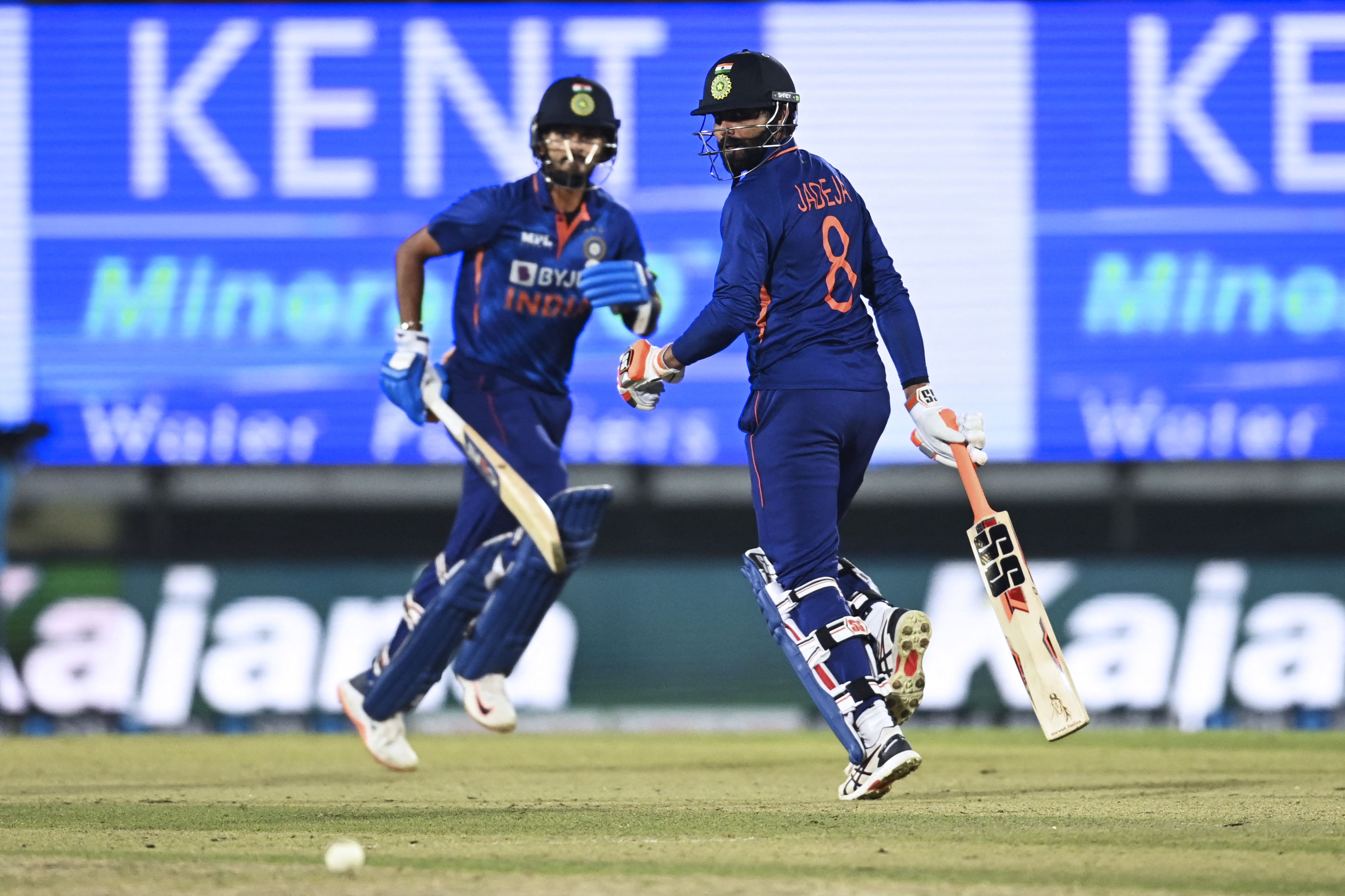 Highlights IND vs SL, 3rd T20I: श्रीलंका को 6 विकेट से हराकर भारत ने 3-0 से जीती सीरीज
