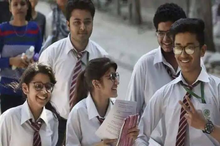 Coding Competition: 9वीं से 12वीं तक के हैं छात्र तो तीन लाख रुपये जीतने का है मौका! जानें क्या है पाने का तरीका