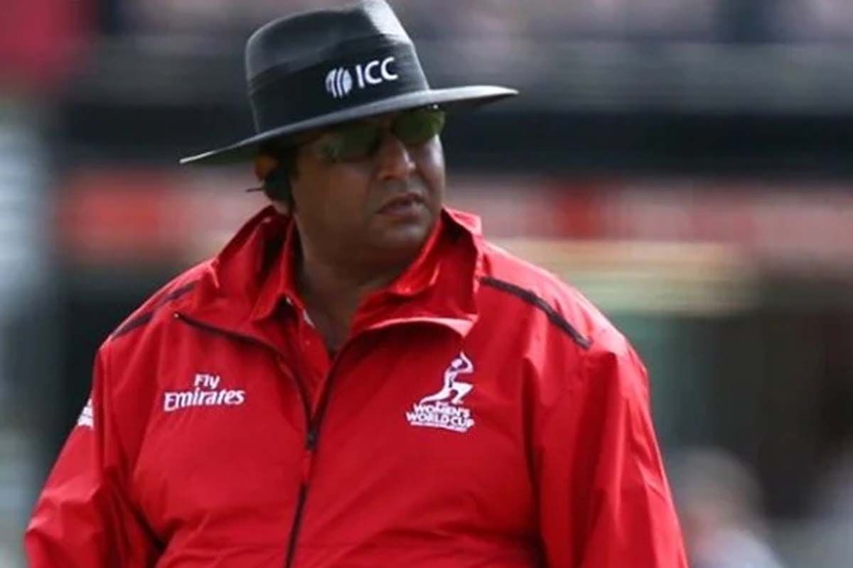 PAK vs AUS: आतंकी हमले में बाल-बाल बचा था ये अंपायर, 13 साल बाद लाहौर ...