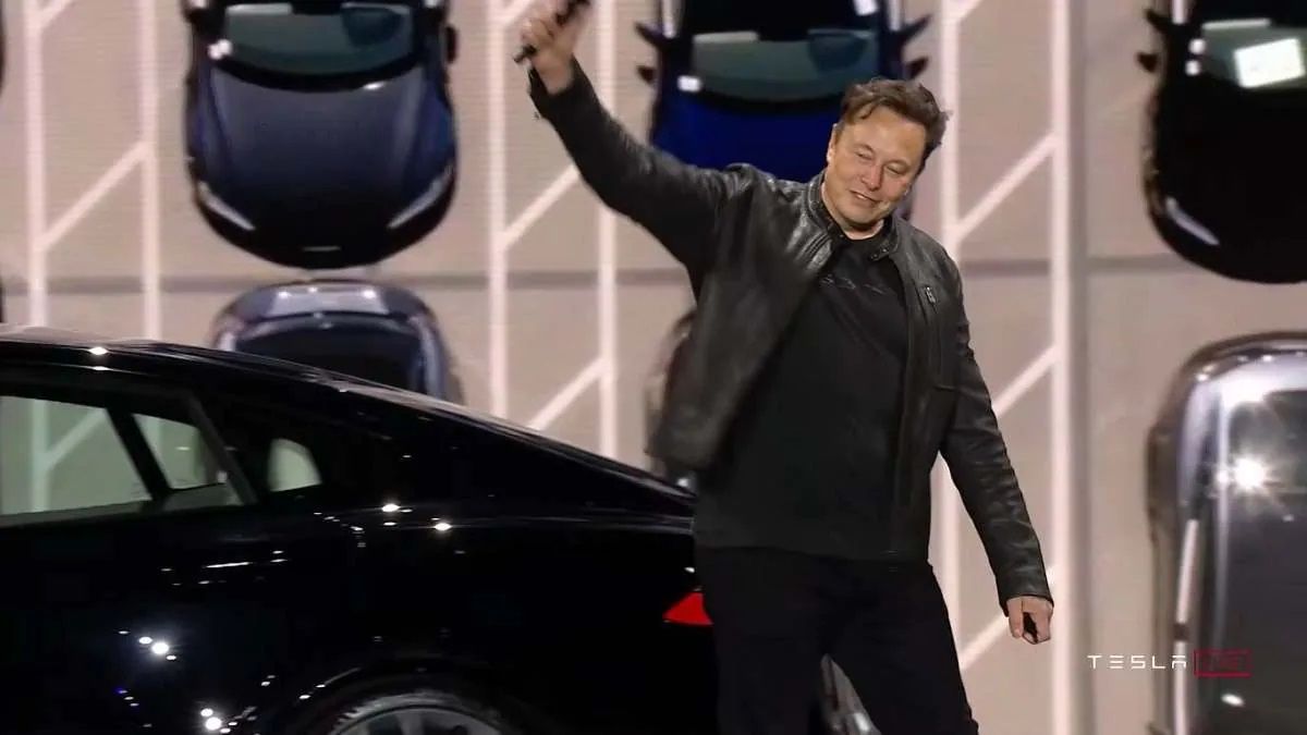 Viral Video Elon Musk Breaks Out Dance Moves At New Tesla Plant Opening In Germany Watch 8476