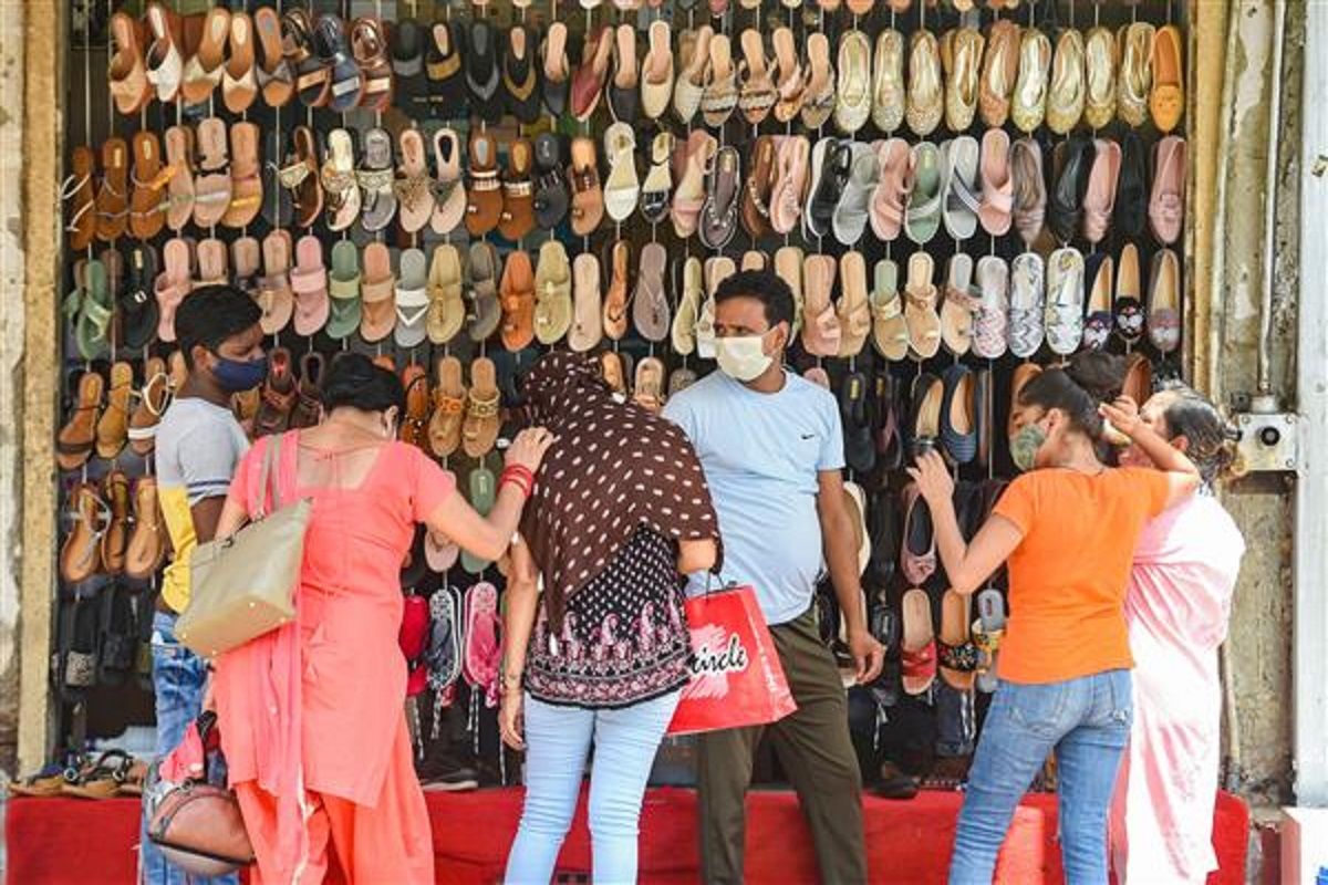 ये हैं दिल्ली की 3 सबसे सस्ती मार्केट, शॉपिंग करनी है तो इस वीकएंड घूम आइये