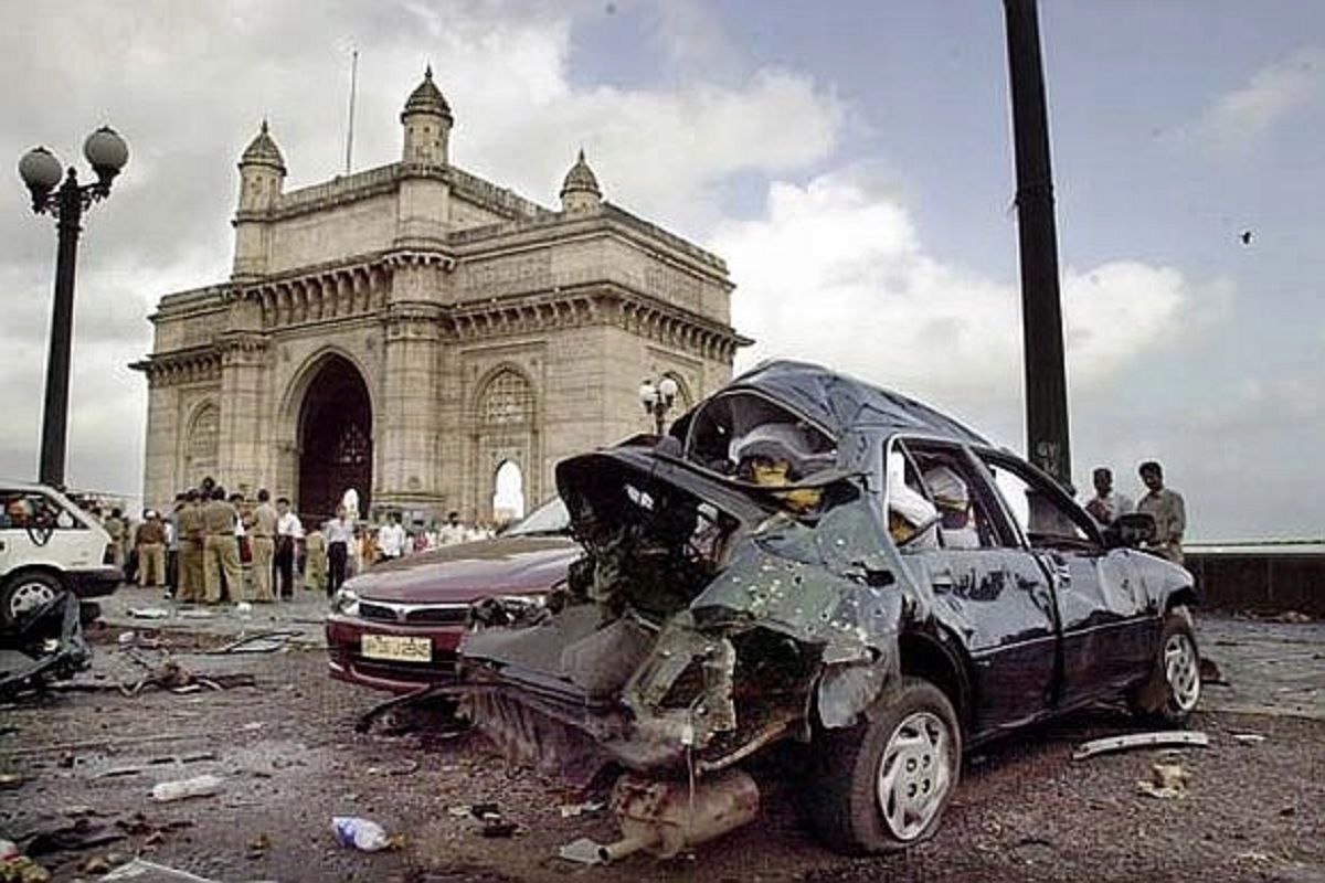 1993 मुंबई सीरियल ब्लास्ट मामले में गुजरात से गिरफ्तार चार आरोपियों को न्यायिक हिरासत में भेजा गया