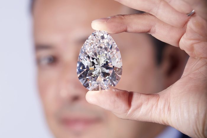 World's Largest White Diamond Ever, The Rock to Appear at Auction