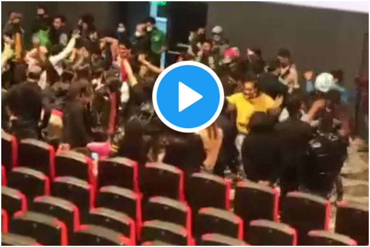 Excited Fans Dance On ‘Naatu Naatu’ In Middle Of A Packed Theatre