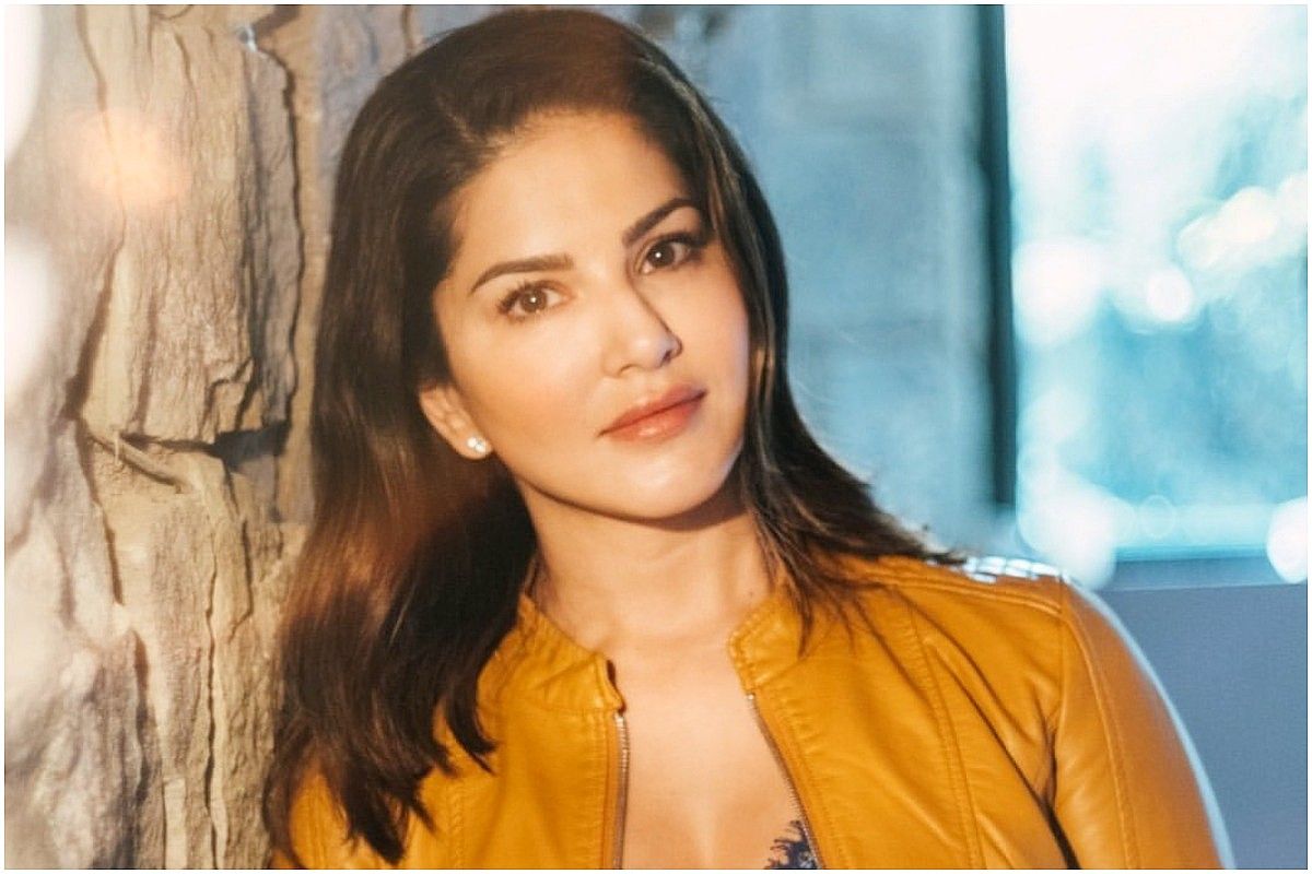 Sunny Leone Grateful That Bollywood Accepted Me With Open Arms picture