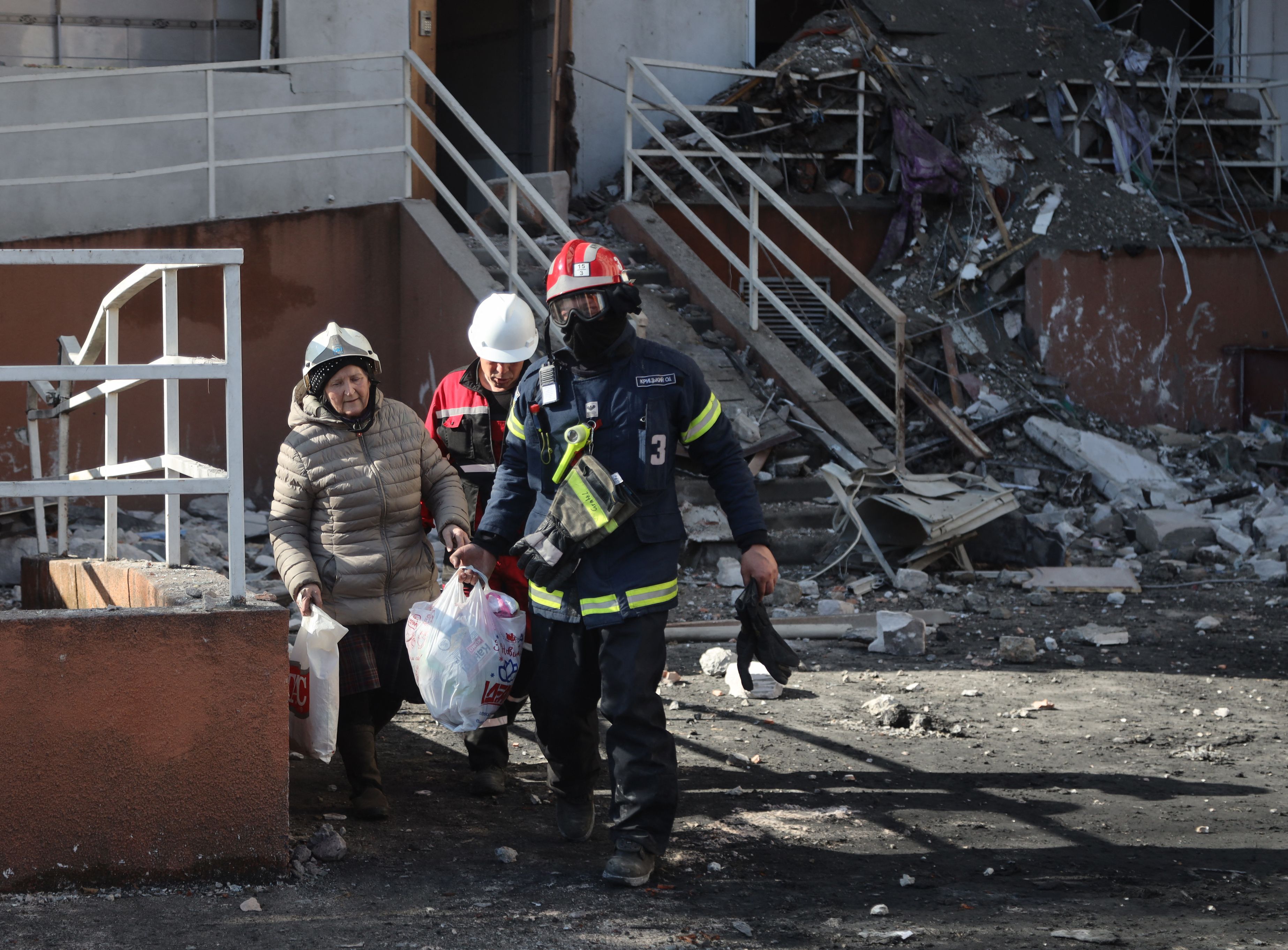 US Pledges New Ukraine Aid in Secretive Kyiv Trip