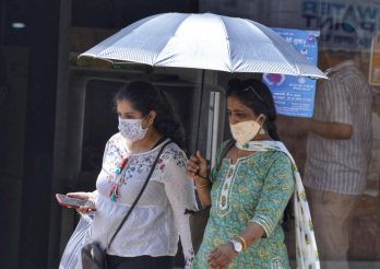 delhi heatwave, delhi ncr temperature, delhi temperature, delhi weather update, delhi weather news update, delhi weather, delhi news, heatwave, heatwave, heatwave precautions, heatwave precautionary measures, delhi temperature today, delhi temperature april 30