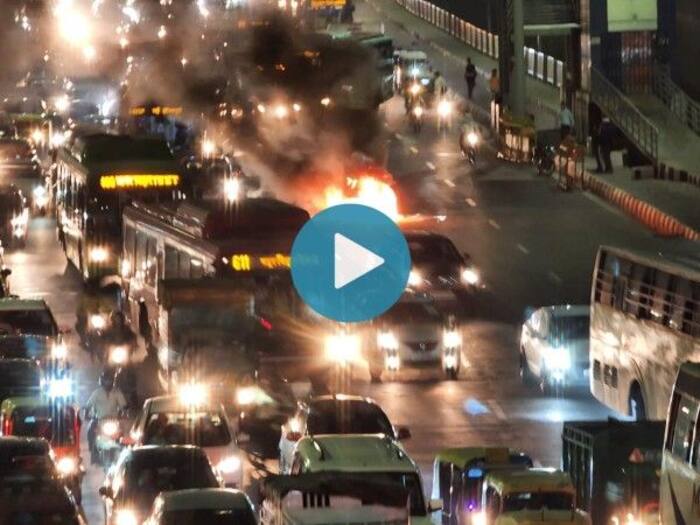 Video: Car Goes Up in Flames on Delhi's Akshardham Flyover | WATCH