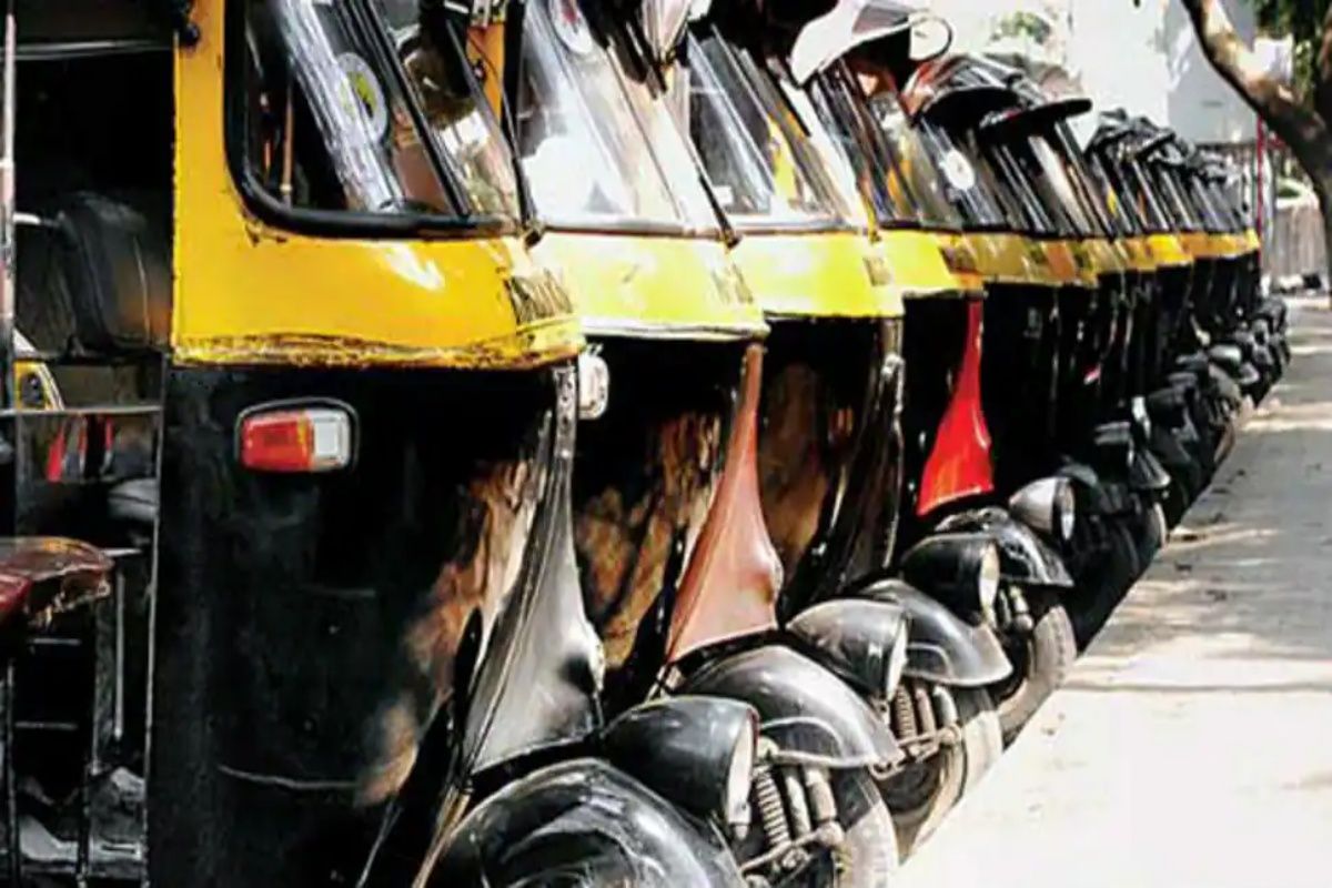 The auto drivers of Bengaluru are planning to launch their own mobile applications from November 1