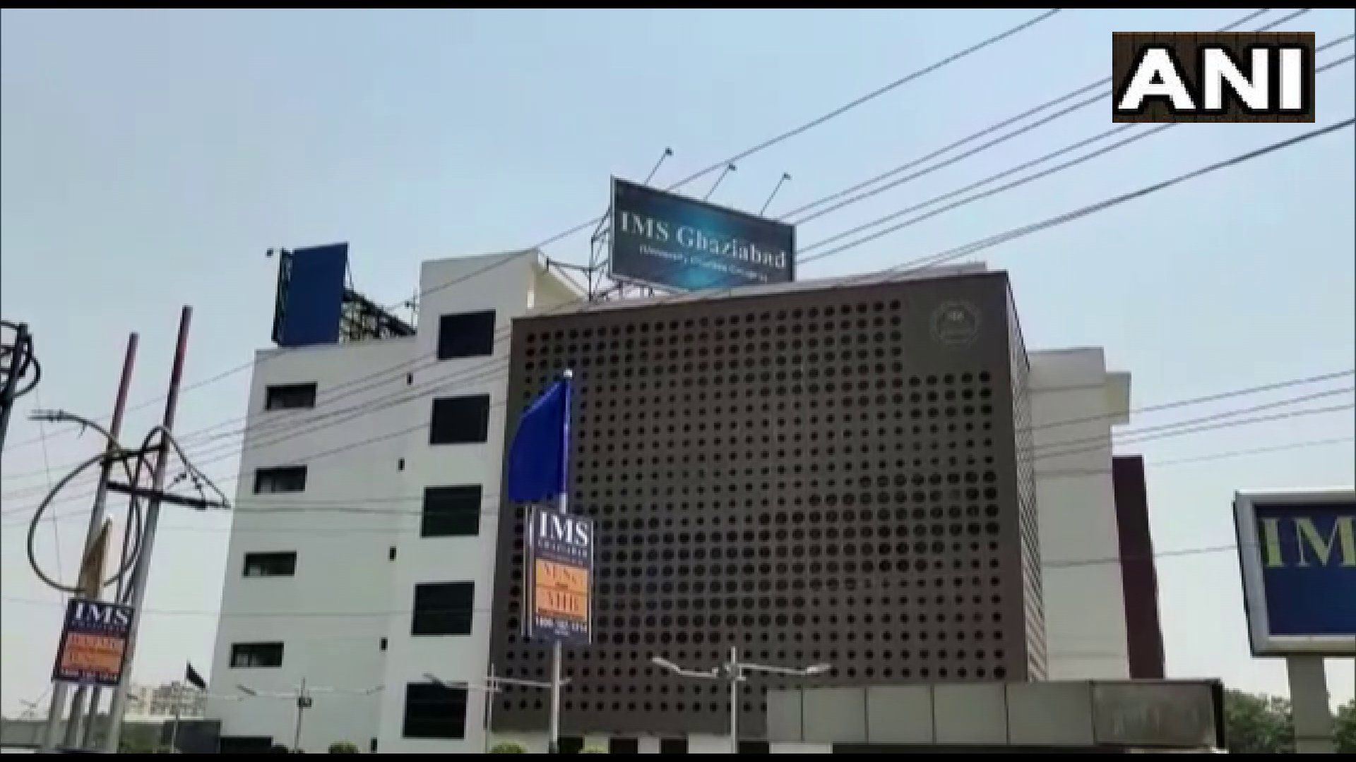 IMS Ghaziabad: 8 Students Injured, 3 Critical After College Lift Collapses