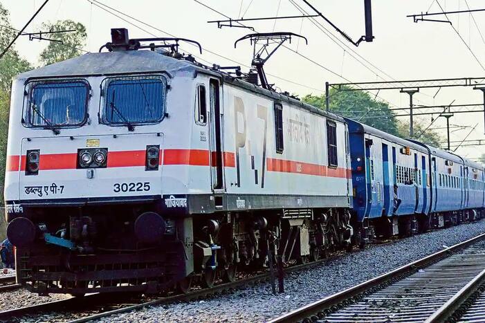 Indian Railways के भोपाल मंडल ने बिना टिकट यात्रा करने वालों से वसूला करीब 44 करोड़ जुर्माना