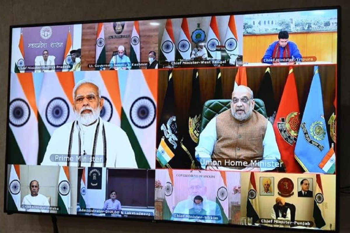 मुख्यमंत्रियों के साथ बैठक में बोले PM मोदी, खतरा अभी टला नहीं; राज्यों से तेल पर वैट कम करने की मांग | बड़ी बातें