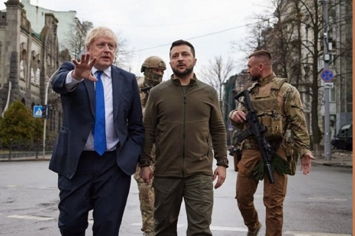 UK to Provide More Military Equipment to Ukraine, Reopen Embassy in Kyiv: Johnson to Zelensky