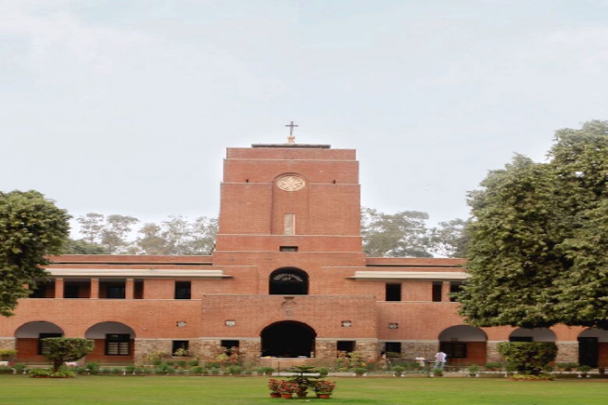 delhi-university-admission-policy-supreme-court-to-hear-st-stephen-s-plea-against-hc-order-on-monday