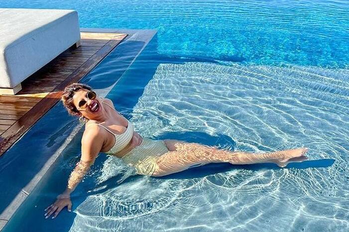 Priyanka Chopra Raises Temperature in Sultry Yellow Bikini as She Enjoys Pool Time! - See Viral Pics