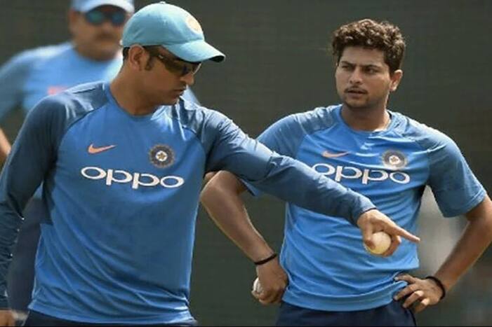 Mahendra Singh Dhoni, MS Dhoni with Kuldeep Yadav, MS Dhoni angry, MS Dhoni angry on Kuldeep Yadav, Mahendra Singh Dhoni loses his calm, wrist spinner Kuldeep Yadav, Captain cool loses cool, Thala News, MS Dhoni Kuldeep Yadav, MS Dhoni Scolding Kuldeep Yadav, Viral Video MS Dhoni Angry, Viral Video MS Dhoni angry on Kuldeep Yadav, MS Dhoni Chennai Super Kings IPL 2022, MS Dhoni CSK, Kuldeep Yadav Delhi Capitals IPL 2022, Kuldeep Yadav DC, Indian Premier League 2022, bowling karega ya change karun - Dhoni to Kuldeep Yadav in old viral video, Indian Premier League, Indian Premier League 2022, Indian Premier League Teams, TATA Indian Premier League, TATA IPL, TATA IPL 2022, TATA Indian Premier League 2022, Indian Premier League Venue, Indian Premier League 2022 Venue, Indian Premier League 2022 Teams, IPL, IPL 2022, TATA IPL, TATA IPL 2022, TATA IPL Teams, TATA IPL Venue, TATA IPL Teams