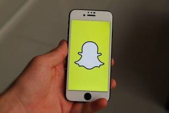 Snapchat Users Can Now Share Videos Directly From YouTube App Snapchat Users Can Now Share Videos Directly From YouTube App