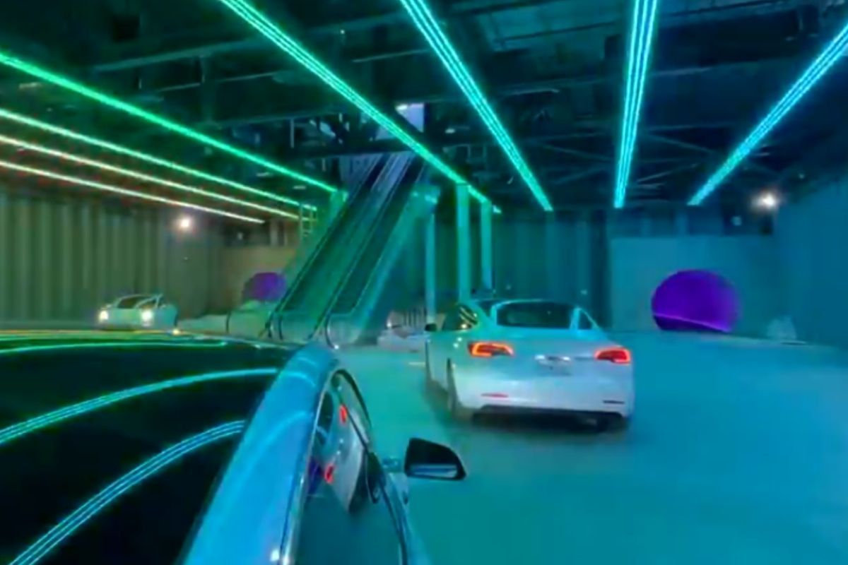 हवा से बात करेंगी कारें, क्या है Tesla वाले Elon Musk का हाइपरलूप प्रोजेक्ट