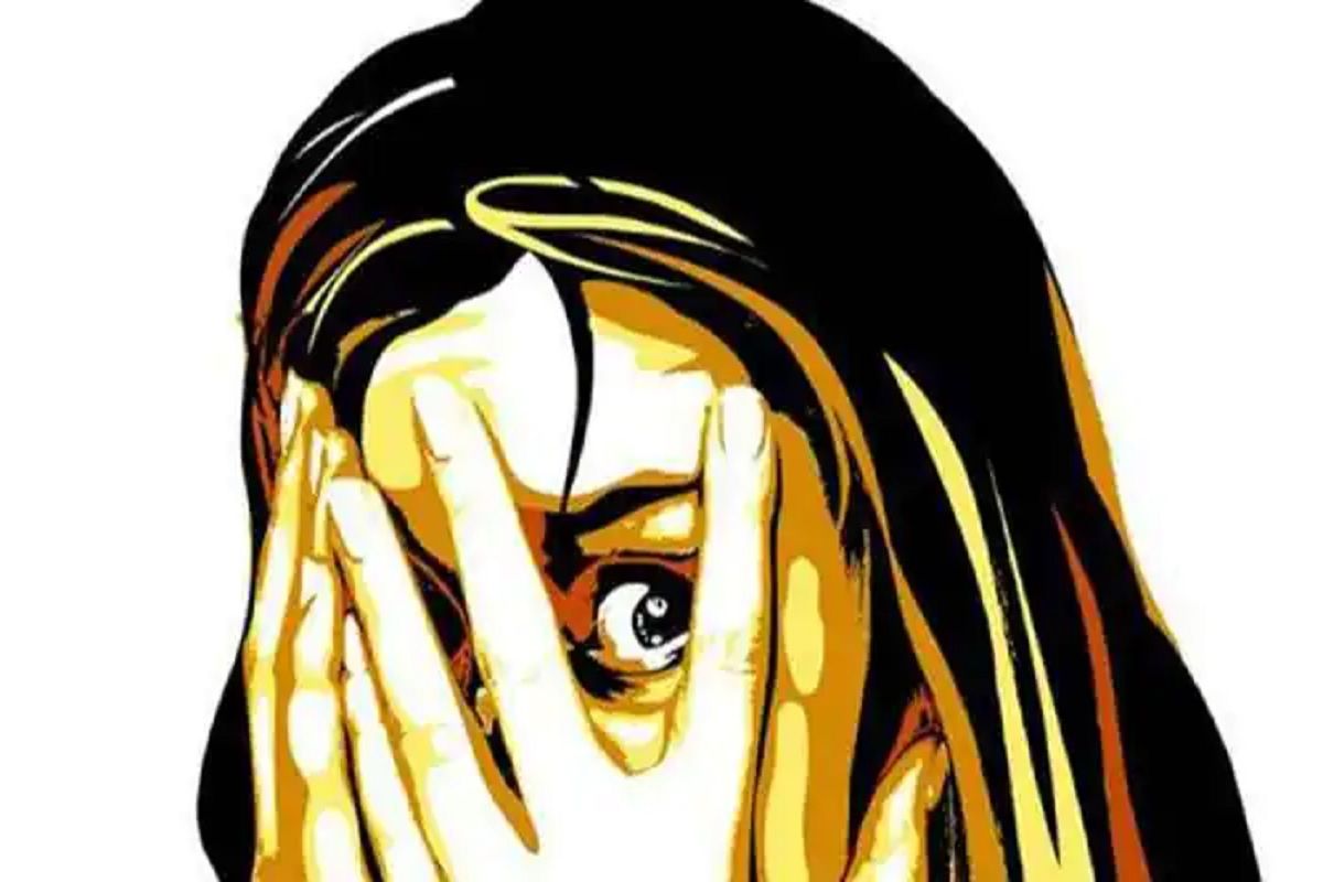 Pune Crime News: पुण्यात चाललंय तरी काय? 12 वर्षीय मुलीसमोर रिक्षाचालकाचे किळसवाणं कृत्य