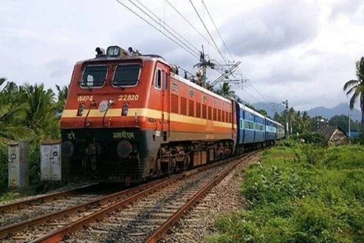 RRB-NTPC Exam: Indian Railways to Run Over 65 Special Trains For Candidates on May 9-10. Details Here