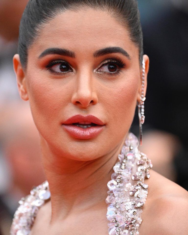 Nargis Fakhri Hails as Modern-Day Princess in Hot Pink Embellished Gown ...