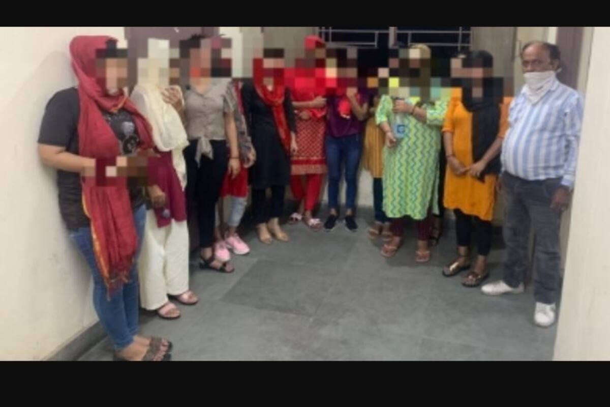 1200px x 800px - Major Sex Racket Busted at Spa in Delhi Mall; 12 Arrested: Police
