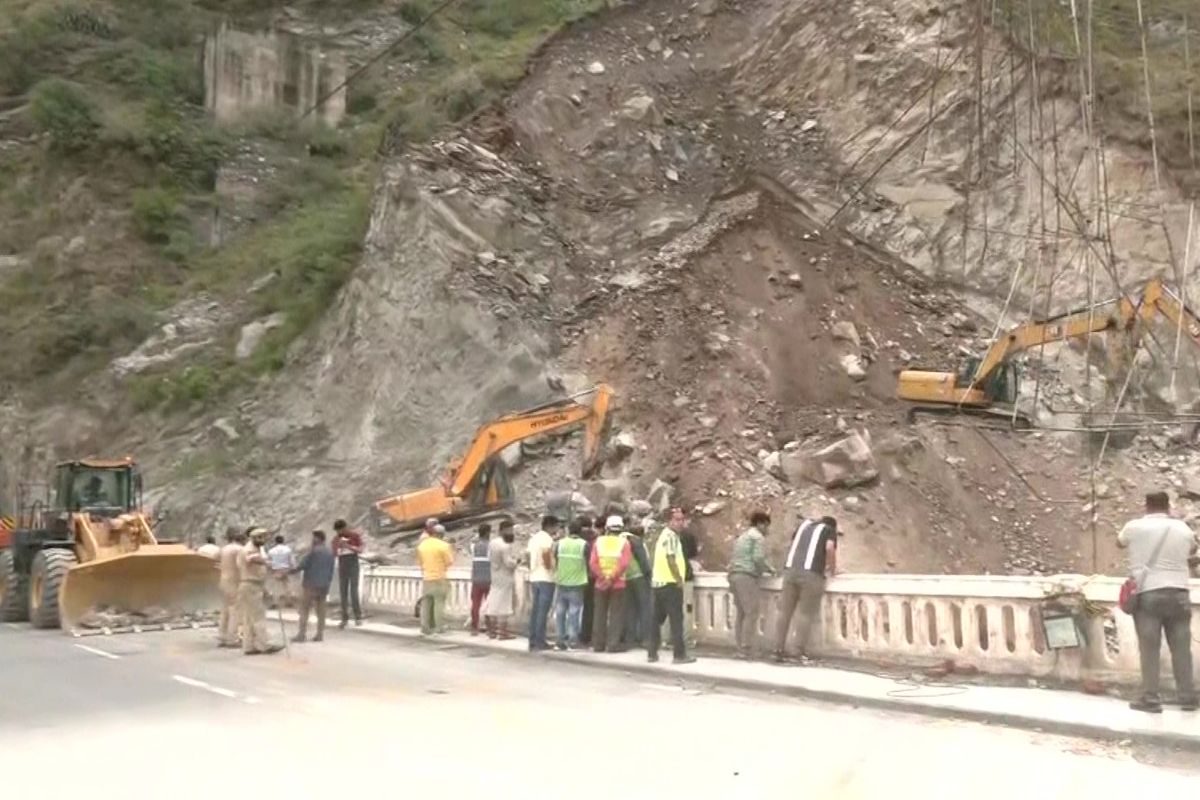 Jammu and Kashmir Tunnel Collapse Four Bodies Recovered From Site, 6