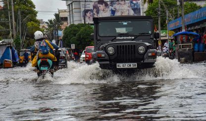 Kerala Rains: IMD Issues Red Alert For 8 Districts as Heavy Downpour Continues in Several Areas