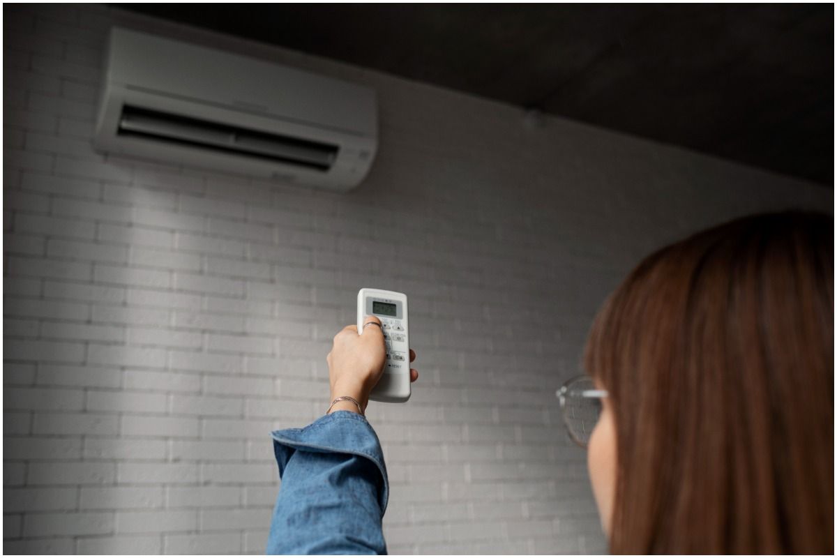 Sitting in AC for Prolonged Hours Can Harm Your Health: 5 Side Effects of Air Conditioner