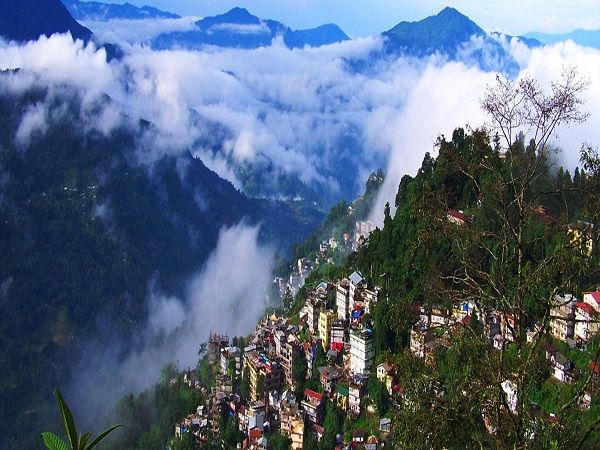 kalimpong, kalimpong to zuluk on a bicycle, best cyclists trails in india, routes for cycling in india, incredible india