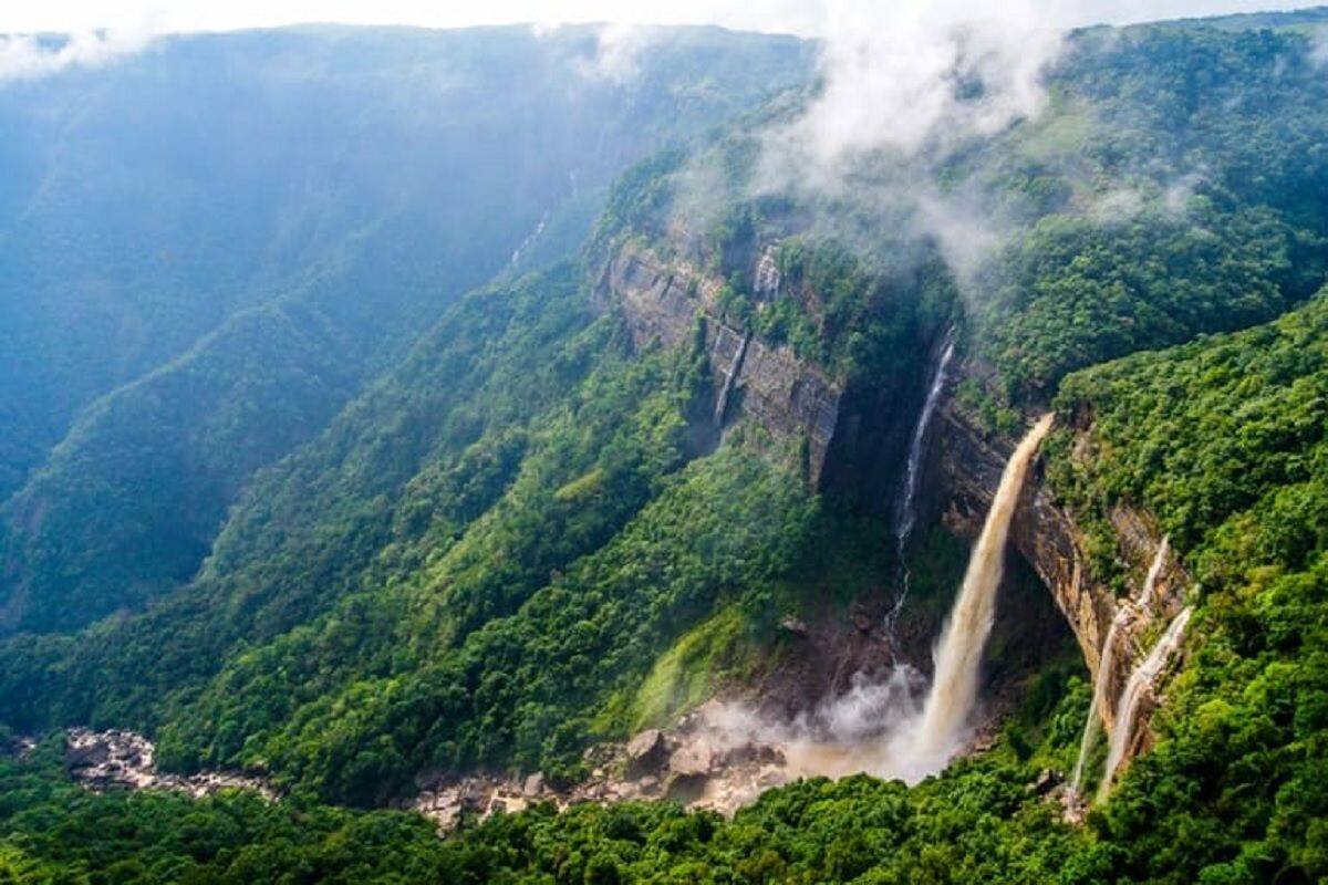 Nohkalikai Falls in Meghalaya