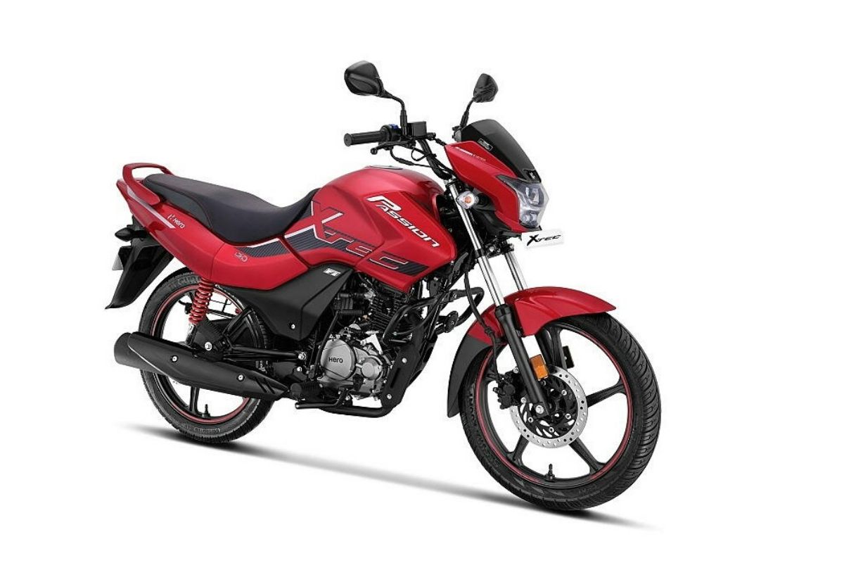 Hero Passion XTEC Launch, Real-Time Mileage, Phone Charger, Bluetooth Connectivity, Hero MotoCorp, Hero Passion, LED projector headlamp, SMS alert, phone charger, USB charging port, smartphone, low fuel alert, BS6 engine