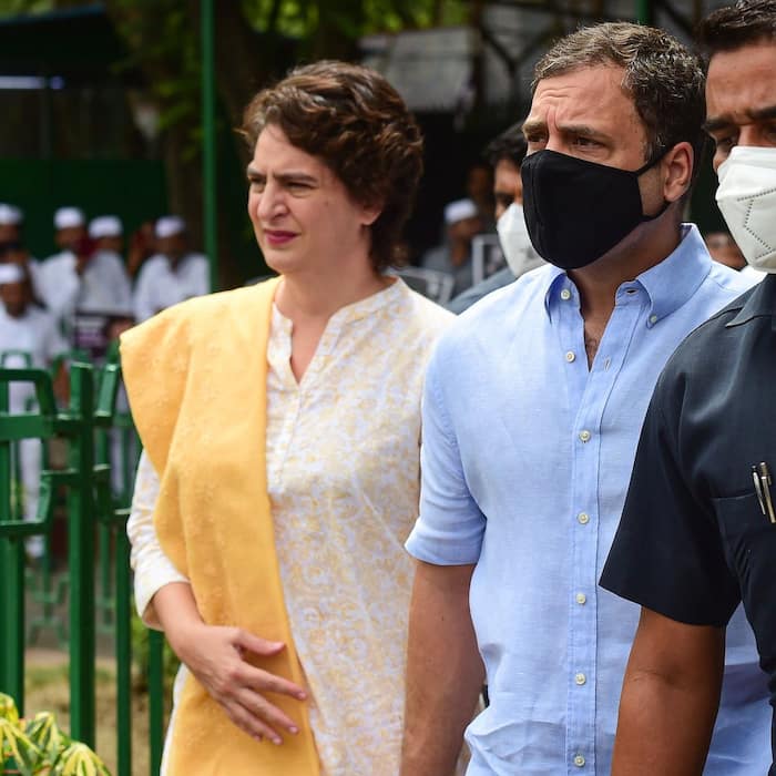 Rahul Gndhi With Priyanka Gandhi