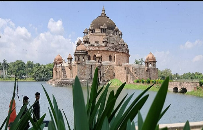 Sher Shah Suri Tomb, Kolkata-Varanasi Road Trip 