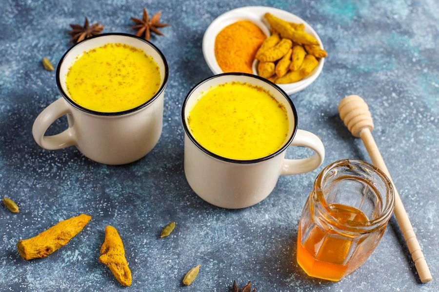 Turmeric Milk Benefits: 5 Reasons Why ‘Haldi Doodh’ Should Be There in Your Diet