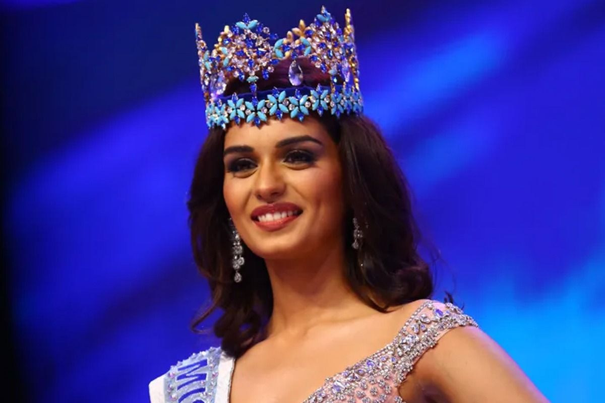 Manushi Chhillar Reveals Why She Chose Bollywood Over Education After Becoming Miss World: 