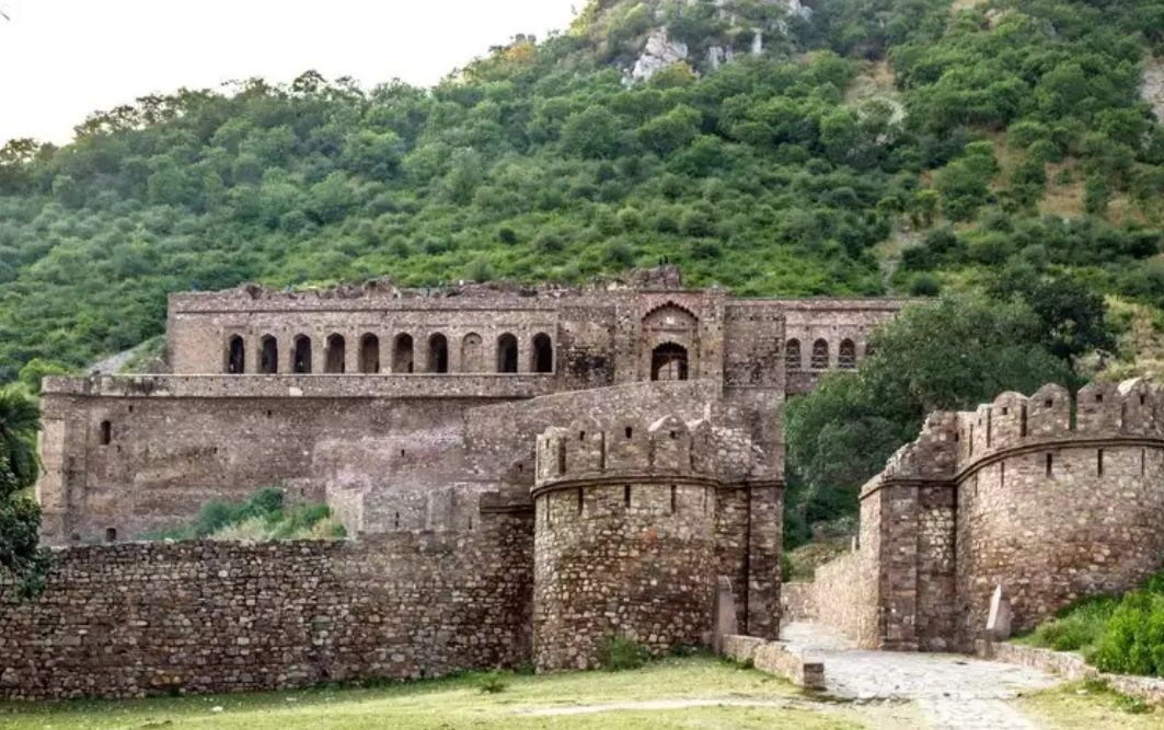 Bhangarh fort 2