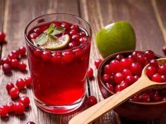 Cranberry Juice Health Benefits: From Reducing the Risk of Urine Infection  to Preventing Hair Loss And More!