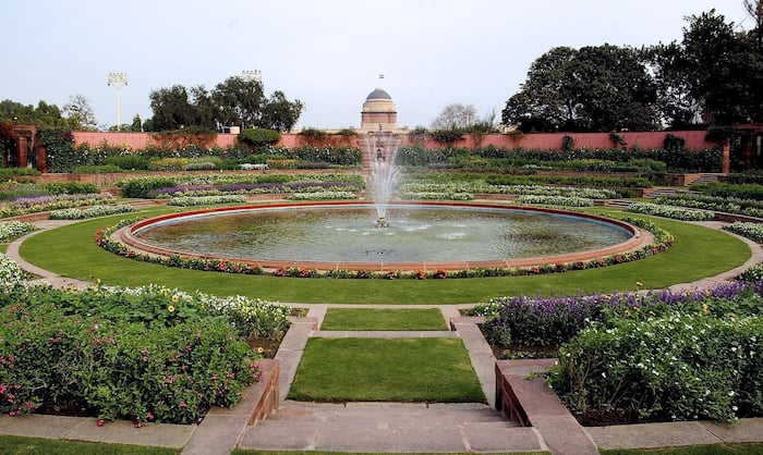 Mughal Garden At Rashtrapati Bhavan Renamed As Amrit Udyan