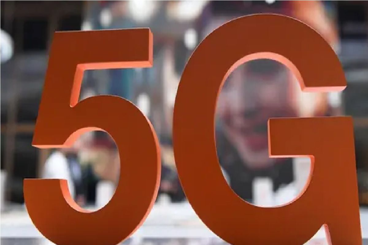 5G Spectrum Auction Day 2 LIVE: The auction entails the 600, 700, 800, 900, 1800, 2100, 2300, 2500, 3300 MHz and 26GHz bands.