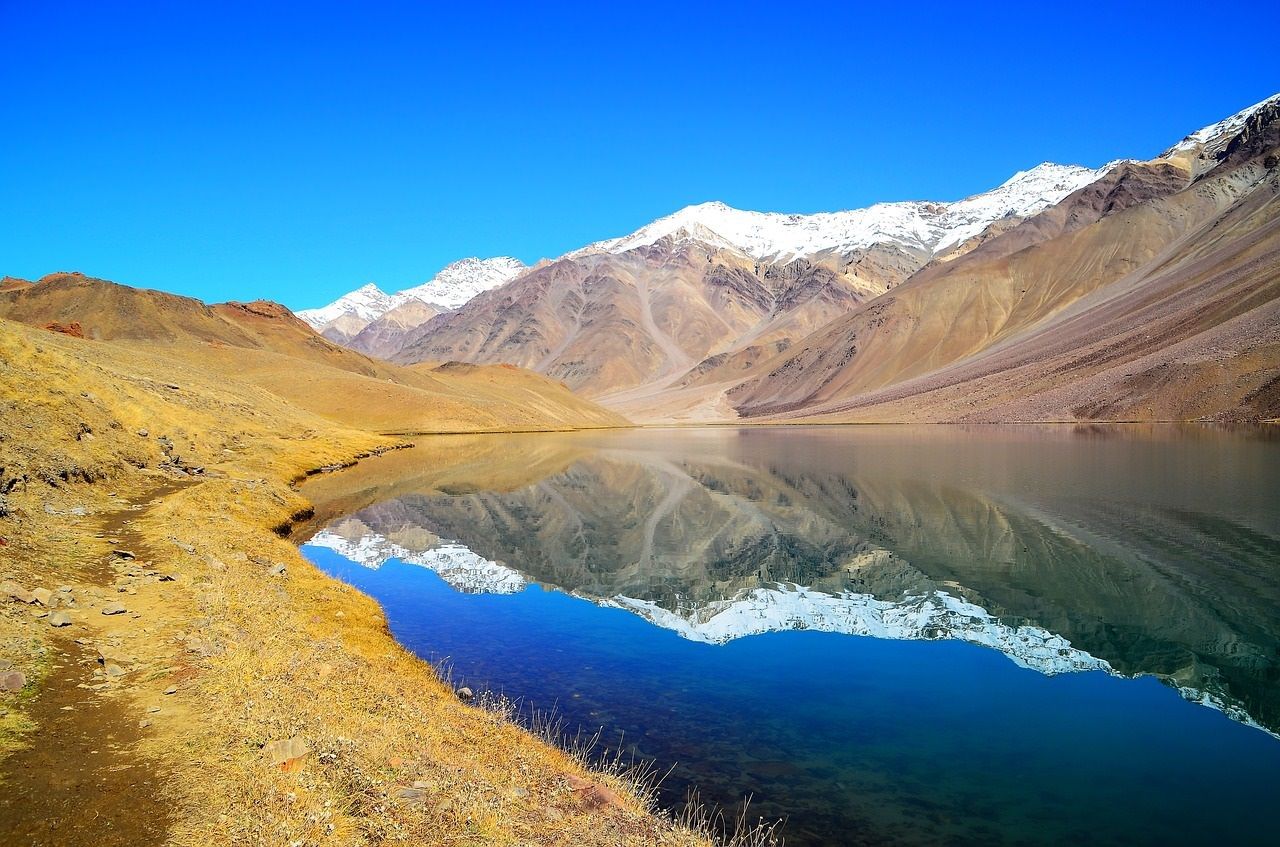 घूमिये हिमाचल प्रदेश स्थित पराशर और चंद्रताल झील, जानिये इन दोनों खूबसूरत झीलों के बारे में