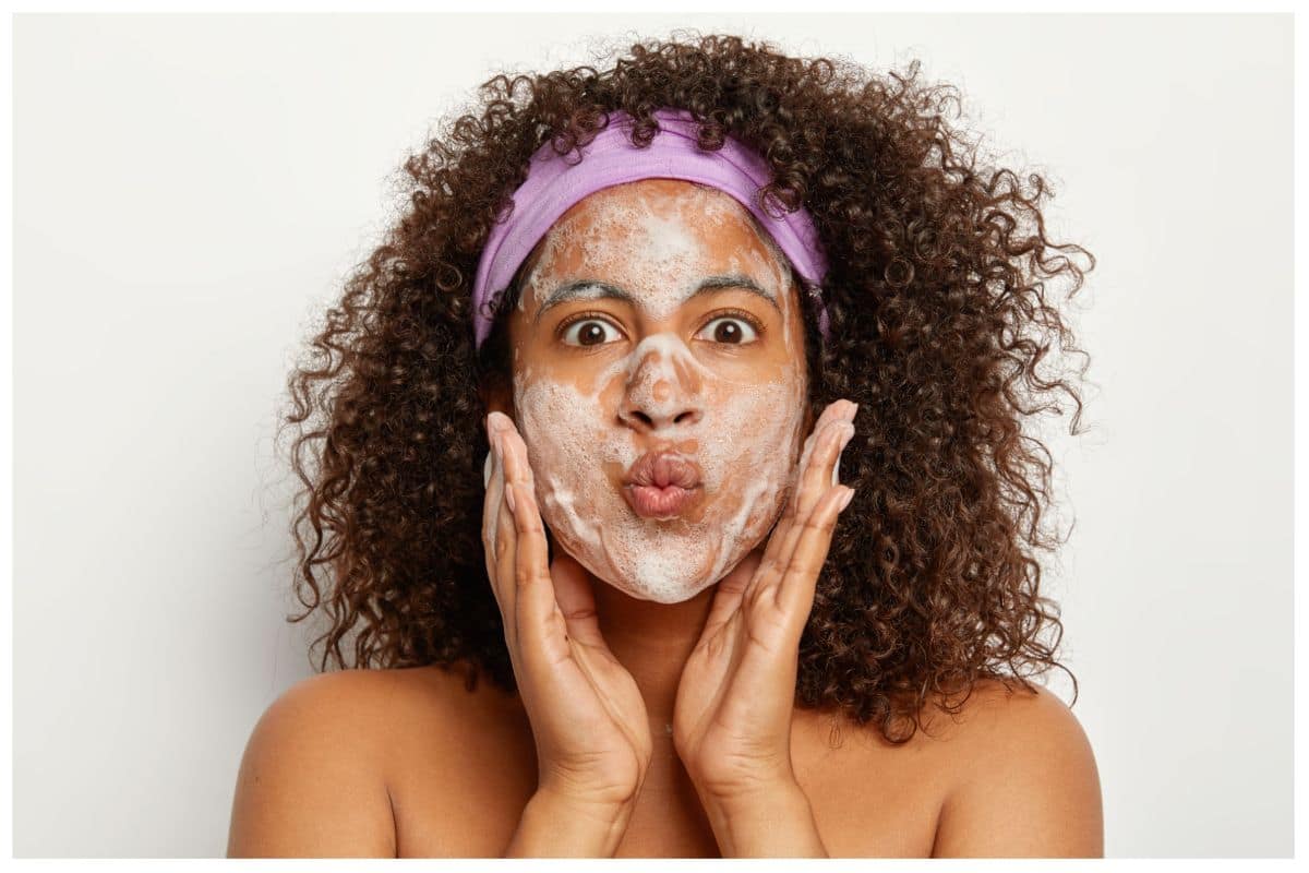 Beauty Hacks by Shahnaz Husain: 4 Best Ways to Add Baking Soda in Your  Skincare Routine