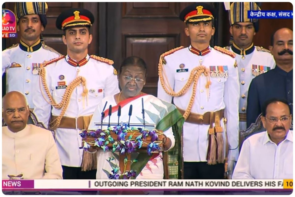 Droupadi Murmu Takes Oath As India's 15th President; First Tribal Woman To Hold Highest Constitutional Post