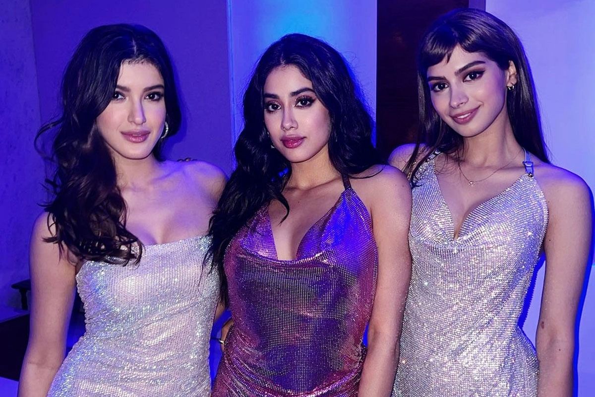 Janhvi Kapoor Trolls Herself, Wants to Star in a Film With Family: ‘We’ll Call it Nepotism’