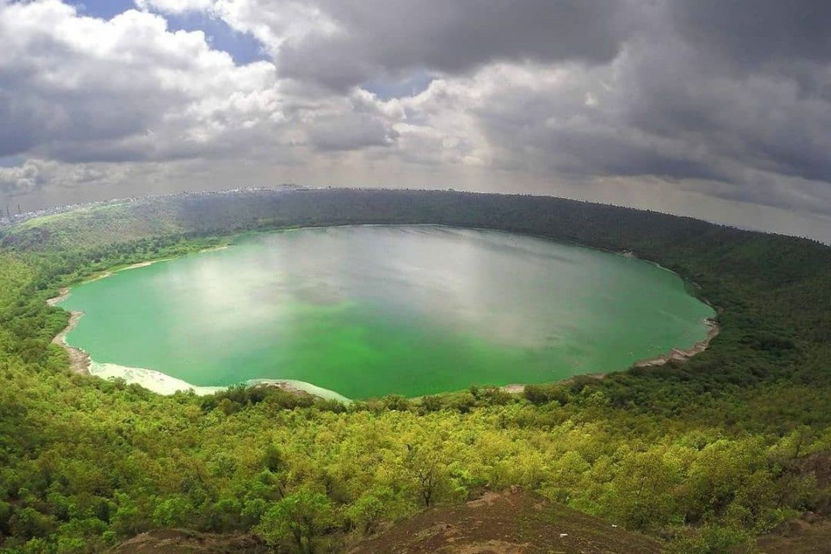Lonar Crater Lake This Cosmic Wonder Hidden In Maharashtra Is Where lonar-crater-lake-this-cosmic-wonder-hidden-in-maharashtra-is-where