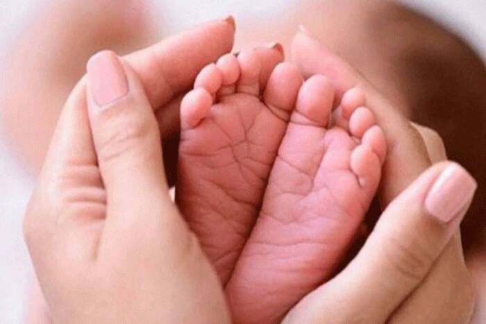 Protect Your Newborn During Monsoons With These Babycare Tips