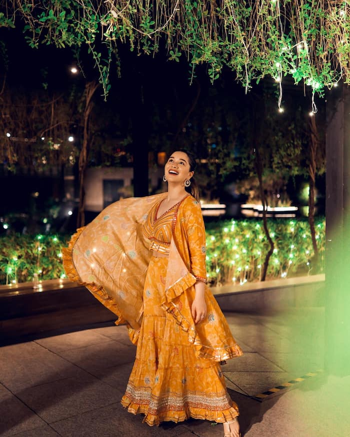 Sara Tendulkar Latest News